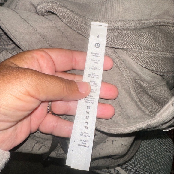 Lululemon🖤🪶NWT to dye for  joggers - Picture 14 of 16